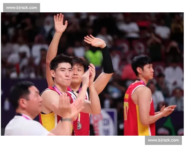 中国体育新赛季多项赛事开战明星球员状态引发热议全国观众高度关注