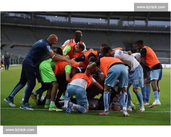 意甲比赛精彩纷呈 全程直播为你带来激情瞬间